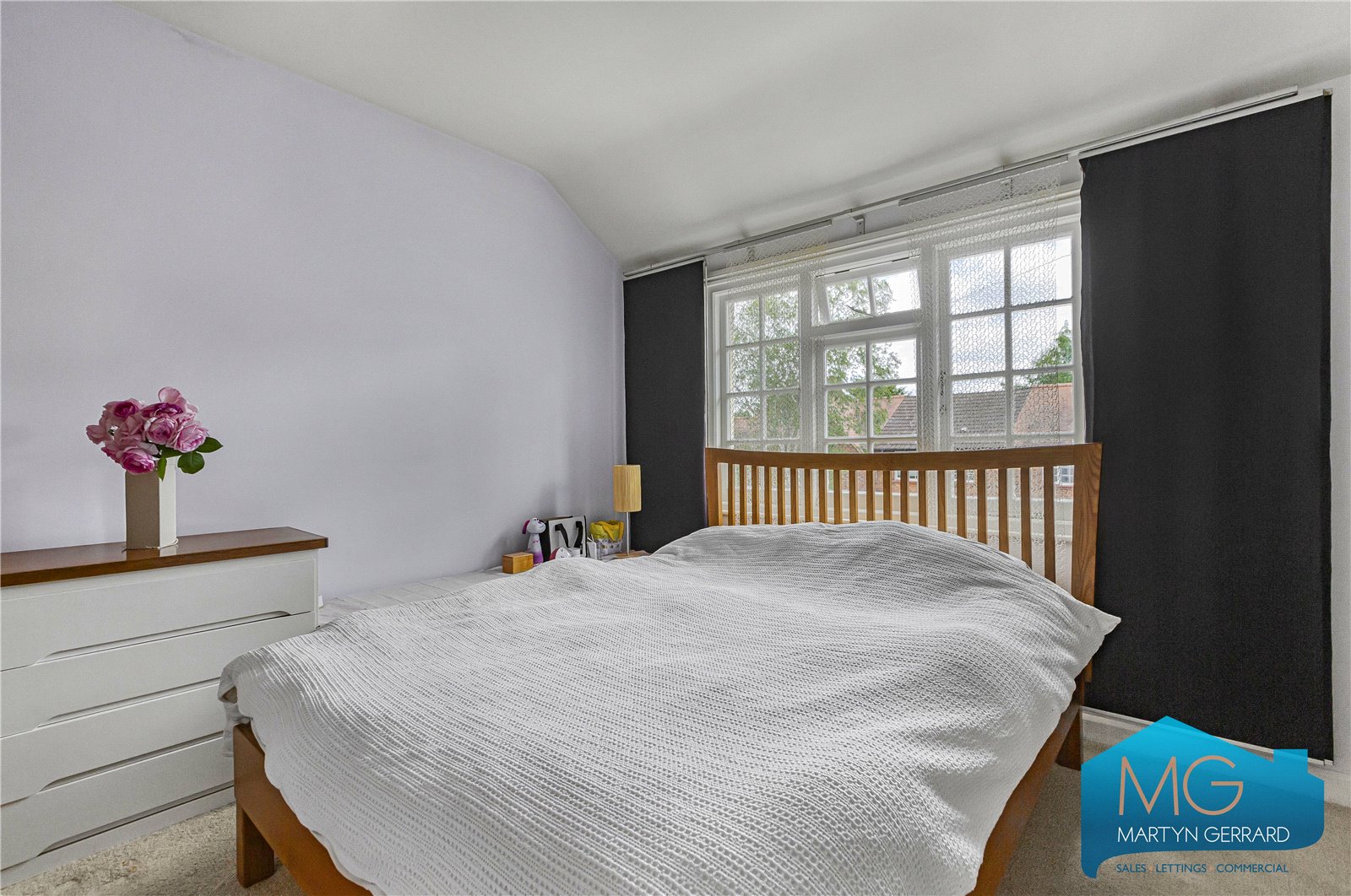 2 bedroom Terraced House for sale - Martyn Gerrard