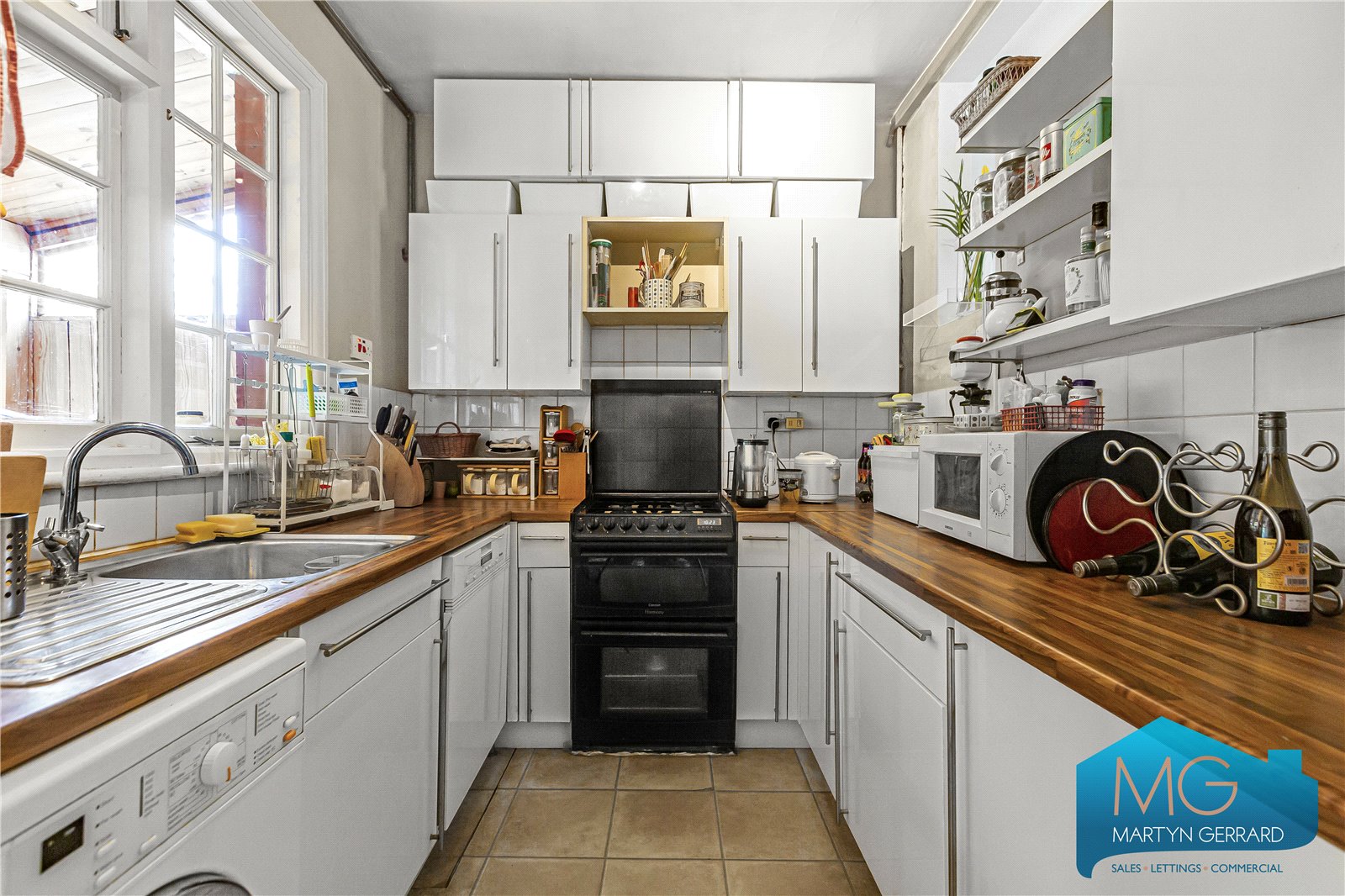 2 bedroom Terraced House for sale - Martyn Gerrard