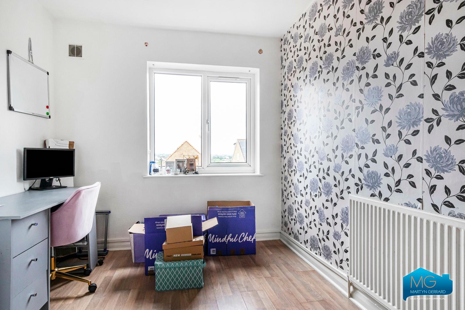 2 bedroom Apartment to rent - Martyn Gerrard