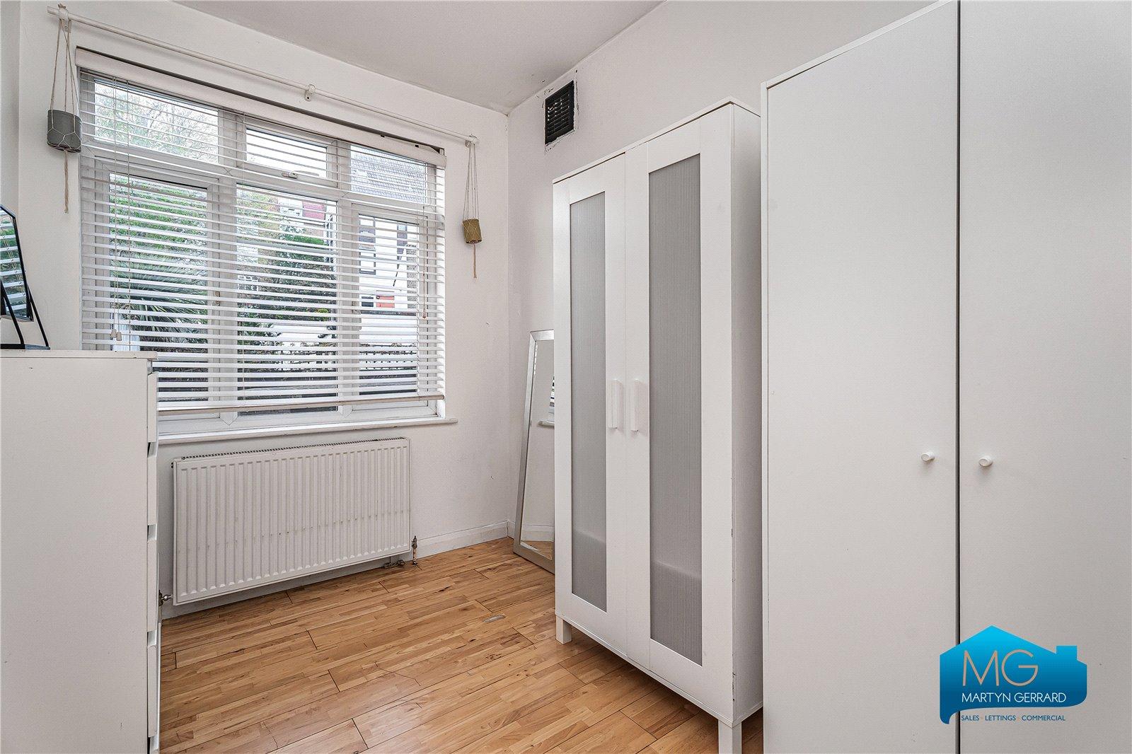 2 bedroom Ground Floor Flat to rent - Martyn Gerrard