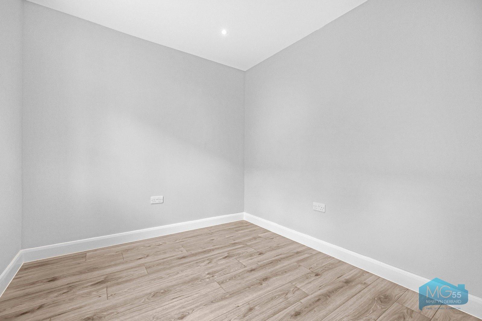 2 bedroom Terraced House to rent - Martyn Gerrard