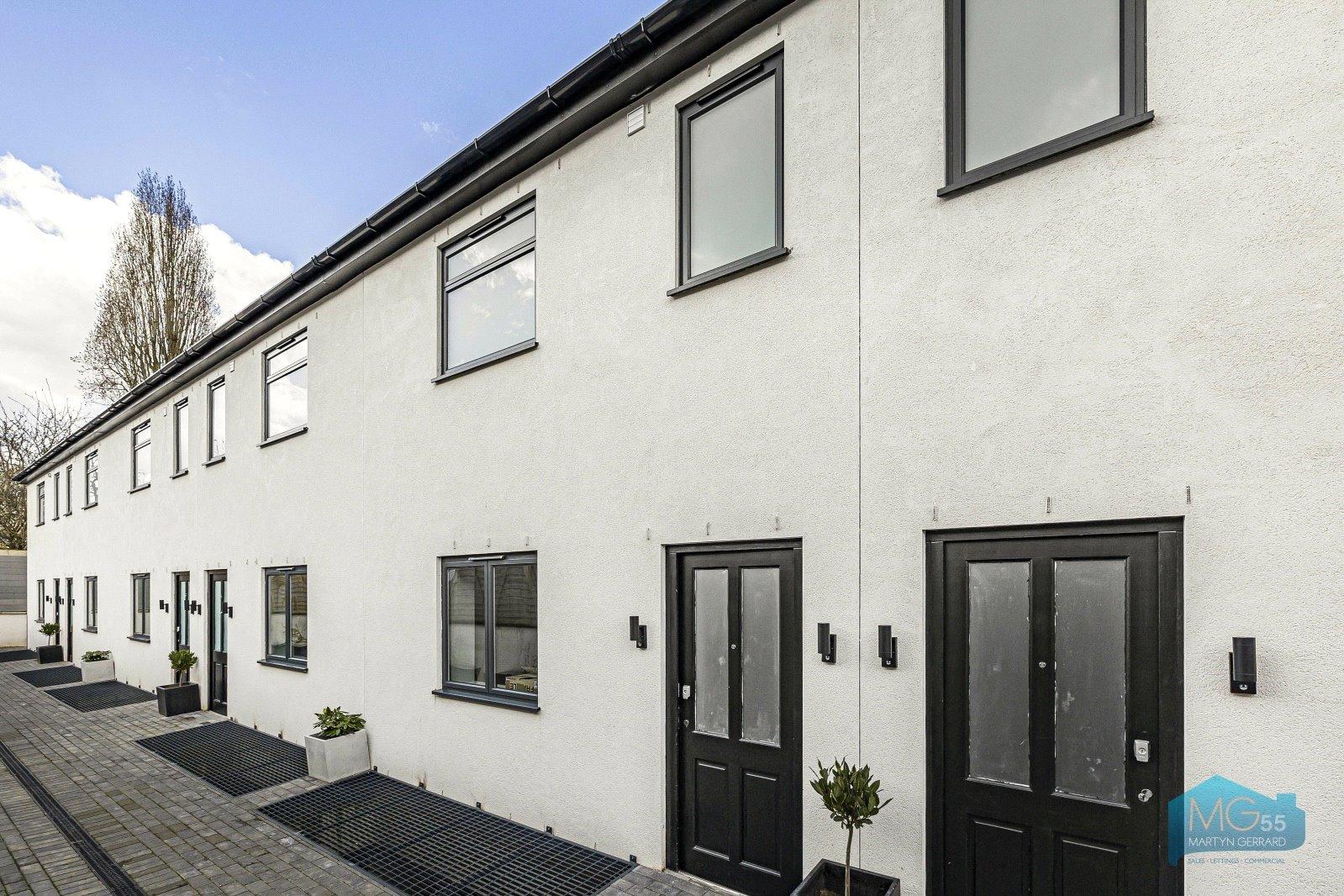 2 bedroom Terraced House to rent - Martyn Gerrard