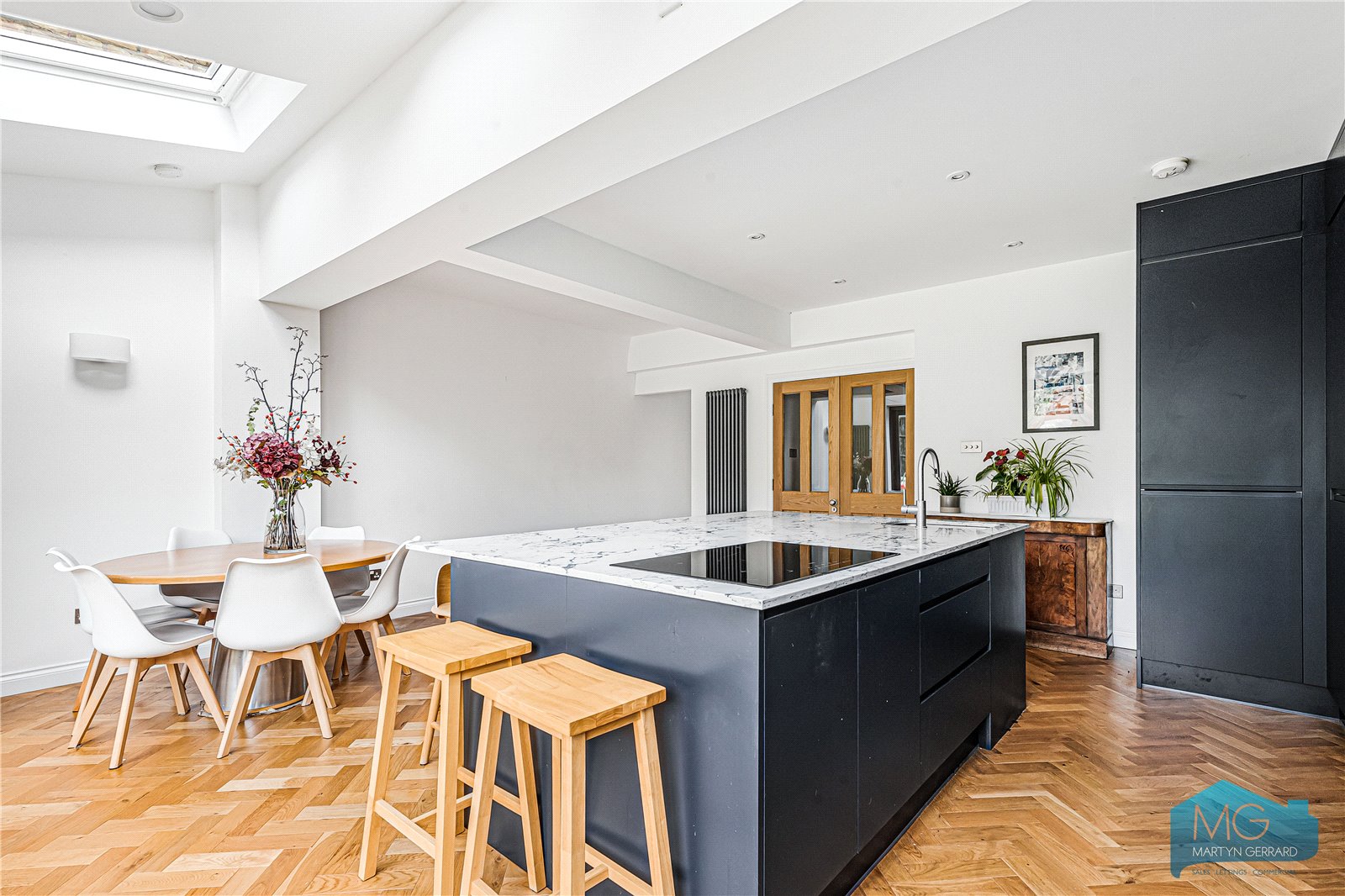 9 bedroom House for sale - Martyn Gerrard