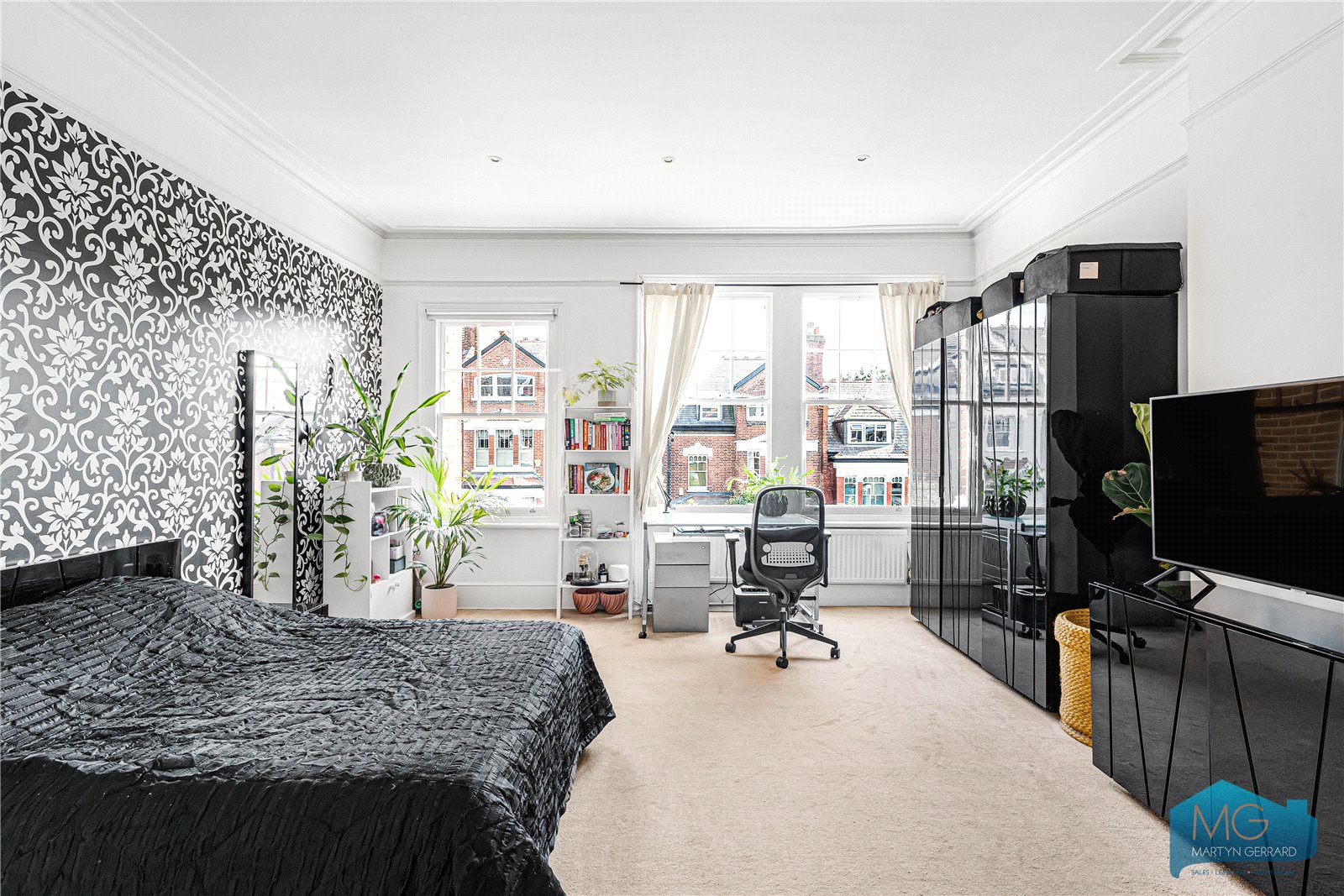 9 bedroom House for sale - Martyn Gerrard
