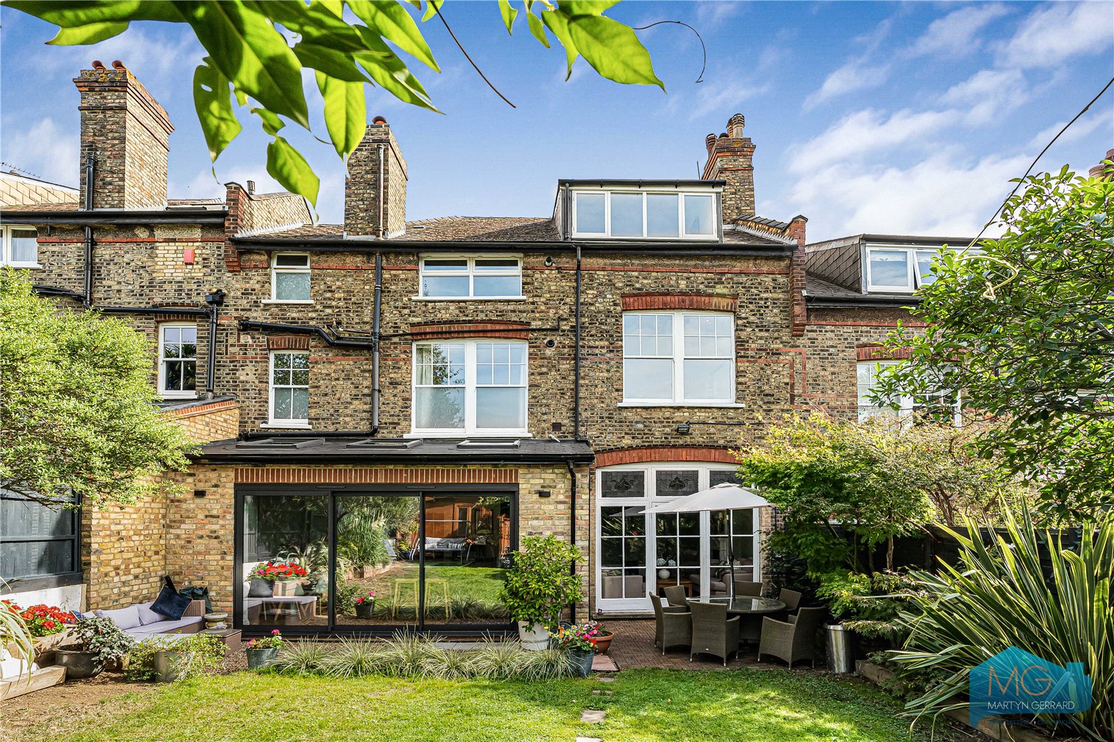 9 bedroom House for sale - Martyn Gerrard