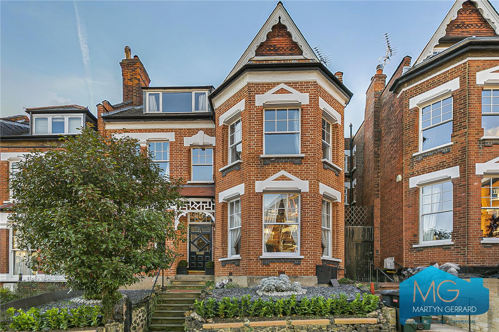 9 bedroom House for sale - Martyn Gerrard