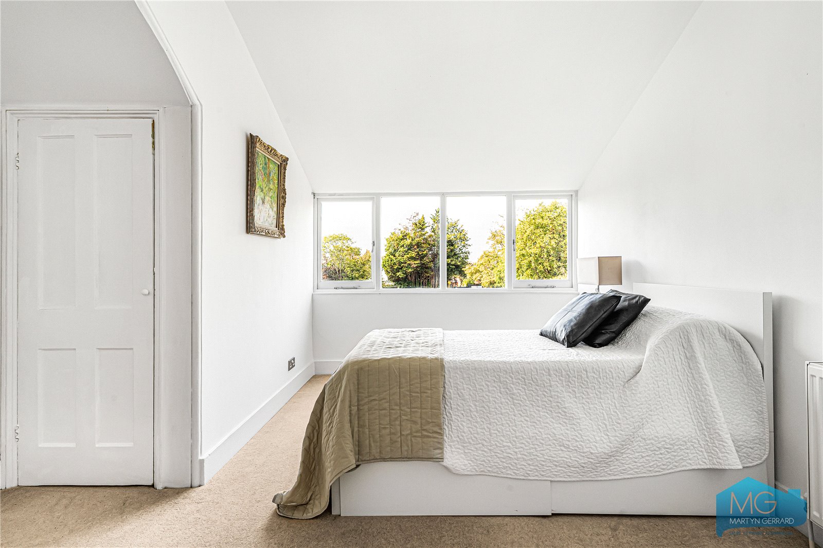 9 bedroom House for sale - Martyn Gerrard