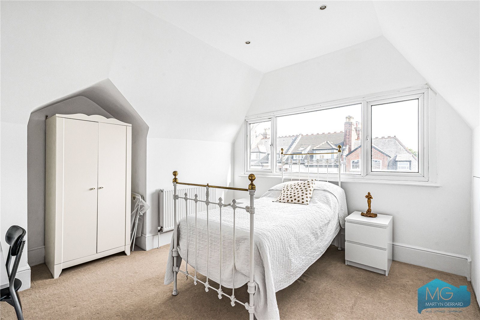 9 bedroom House for sale - Martyn Gerrard