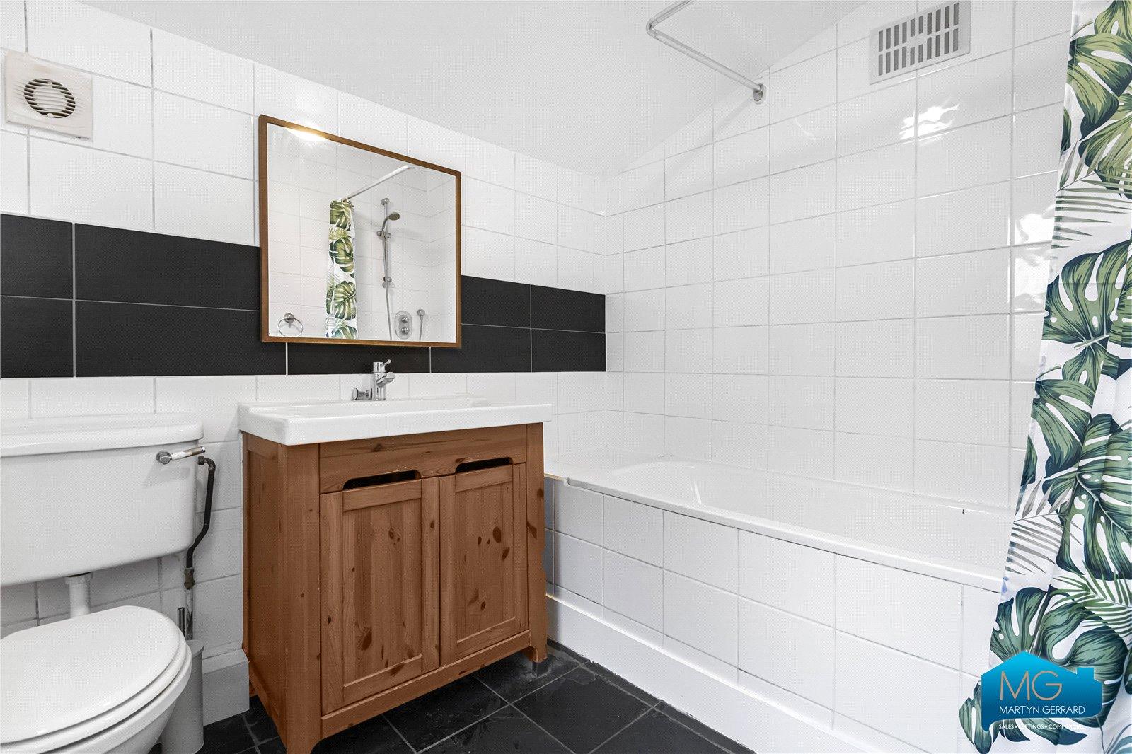 1 bedroom Apartment to rent - Martyn Gerrard