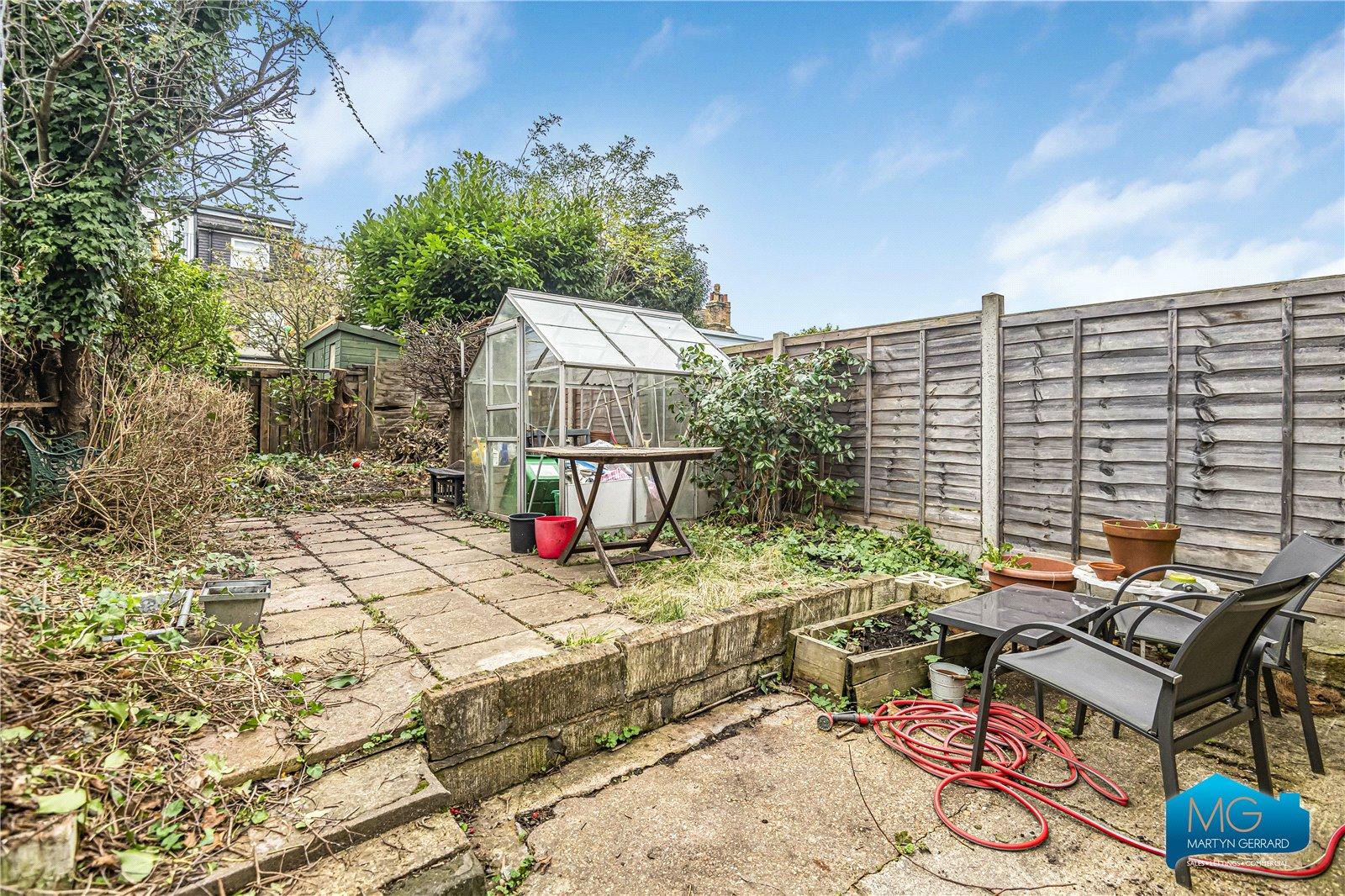 1 bedroom Apartment to rent - Martyn Gerrard
