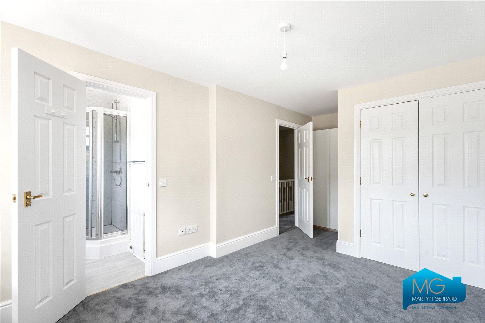 3 bedroom End of Terrace House to rent - Martyn Gerrard