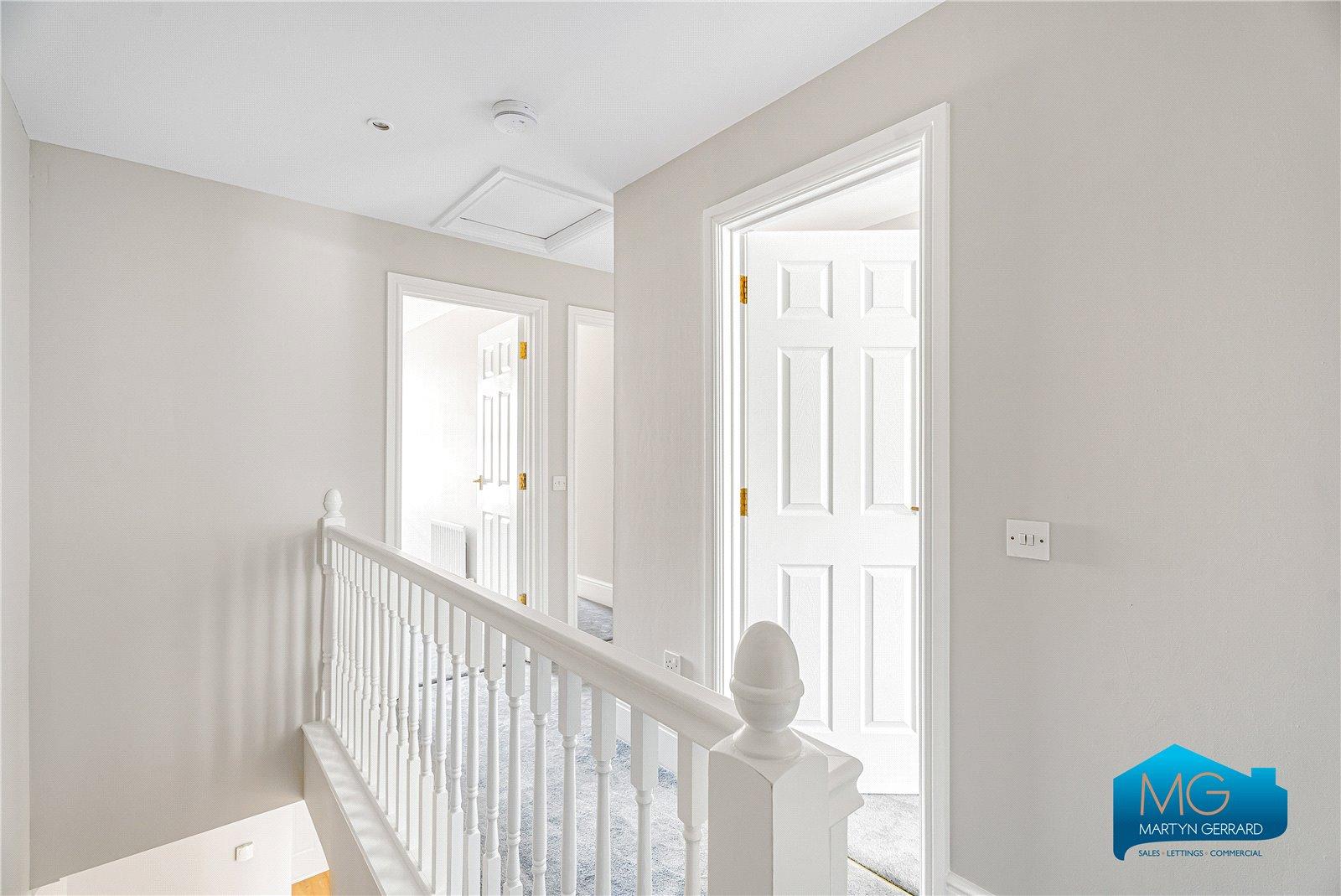 3 bedroom End of Terrace House to rent - Martyn Gerrard
