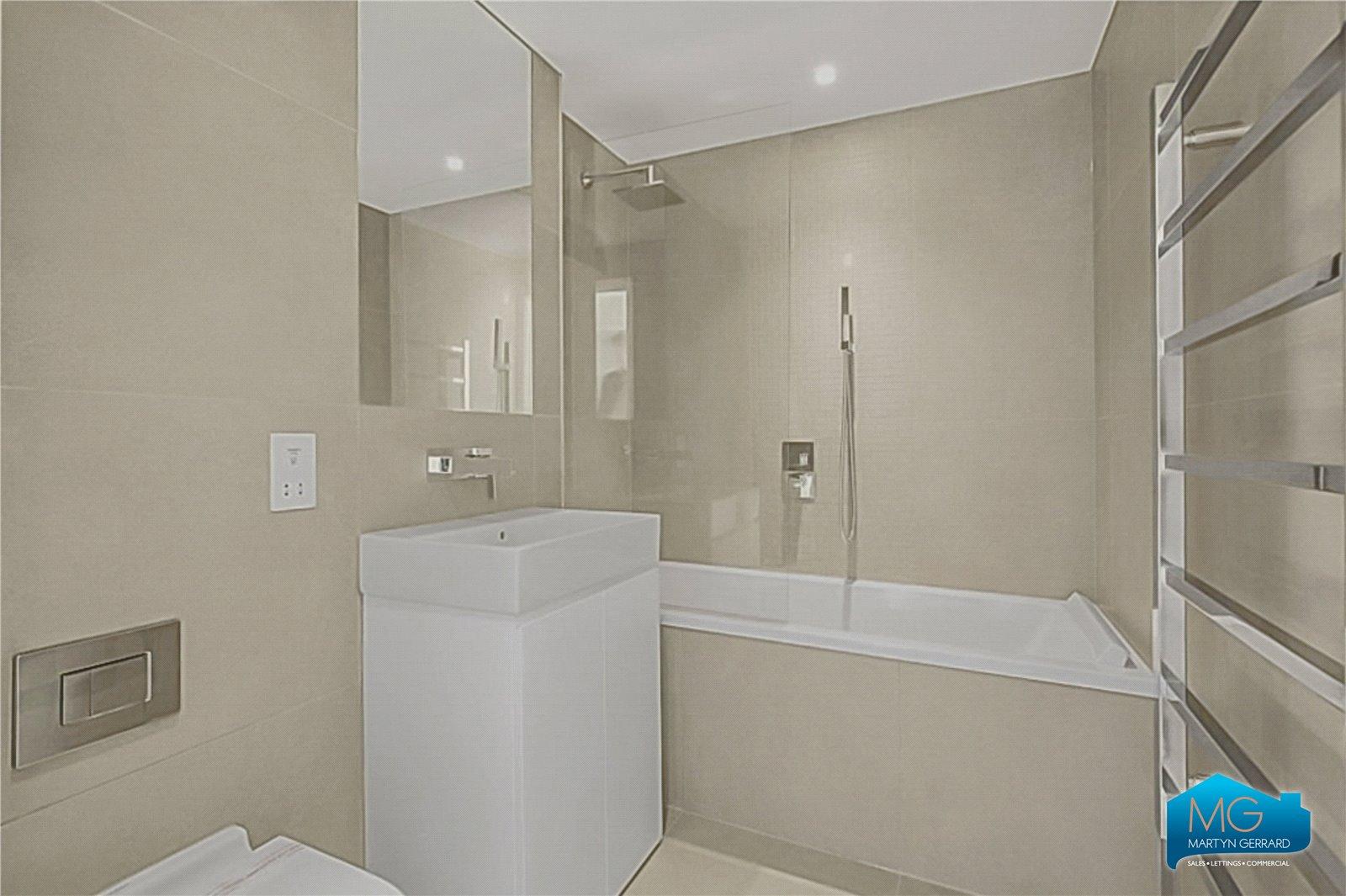 2 bedroom Apartment to rent - Martyn Gerrard