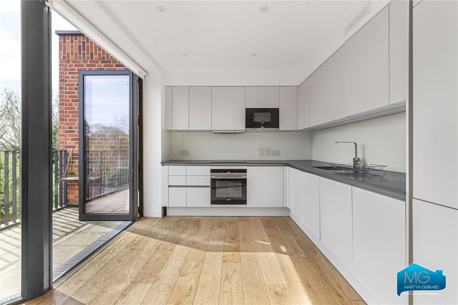 2 bedroom Apartment to rent - Martyn Gerrard