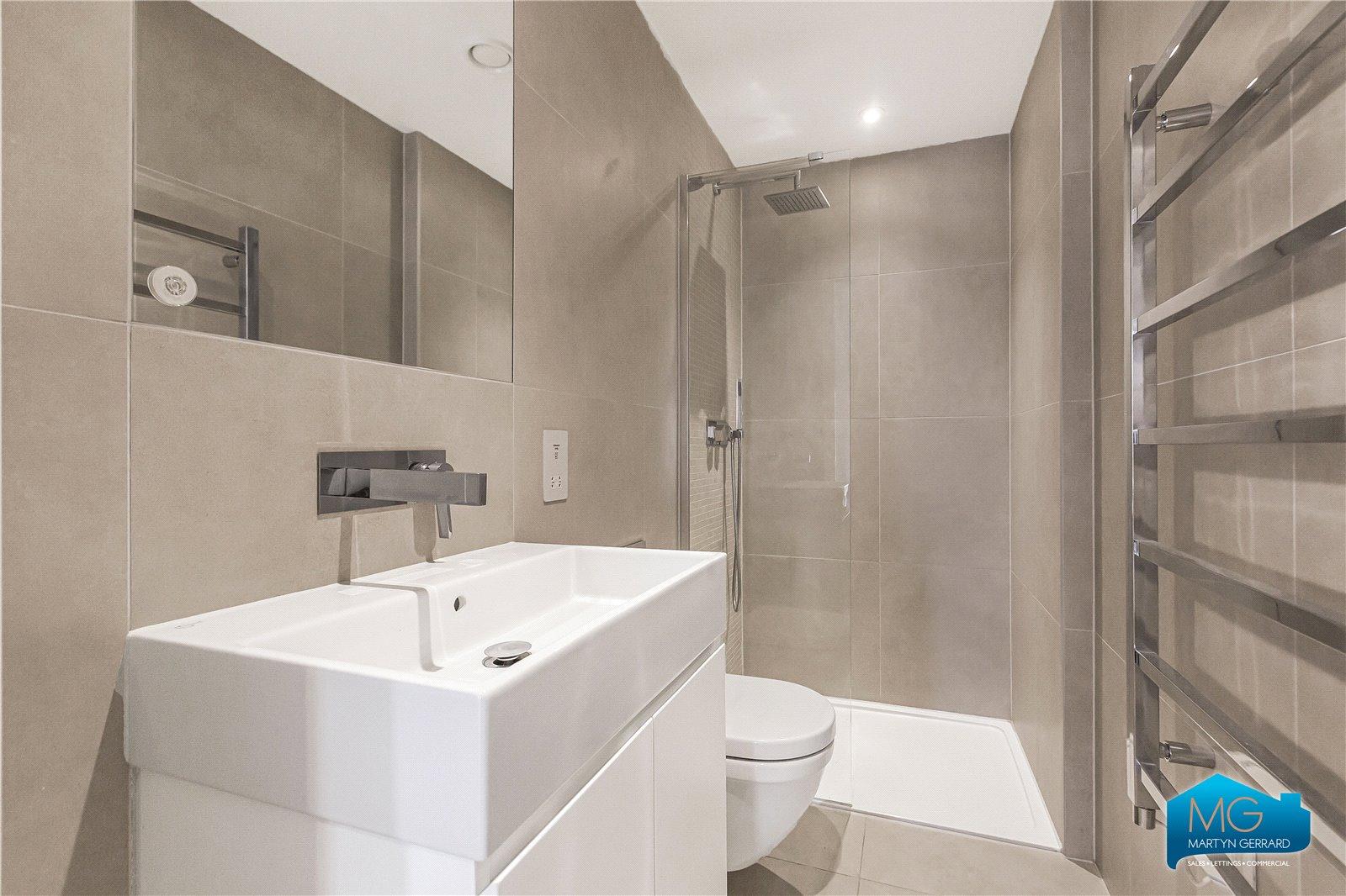 2 bedroom Apartment to rent - Martyn Gerrard