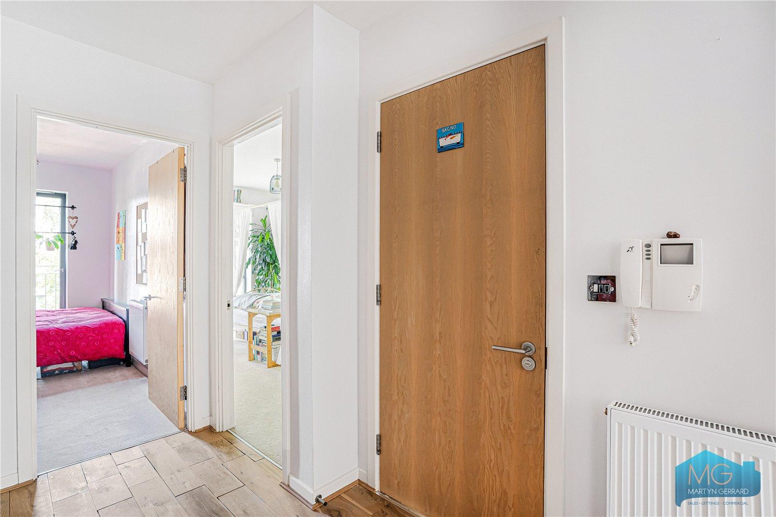 2 bedroom Apartment for sale - Martyn Gerrard