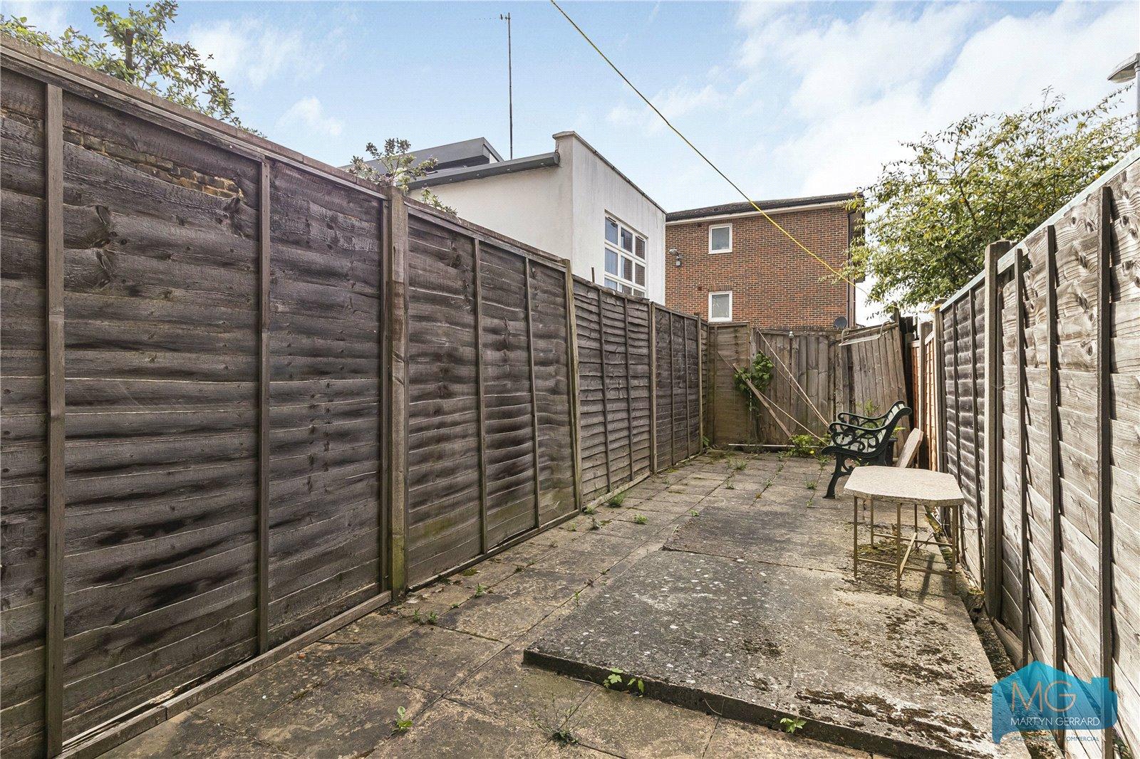 1 bedroom Apartment for sale - Martyn Gerrard