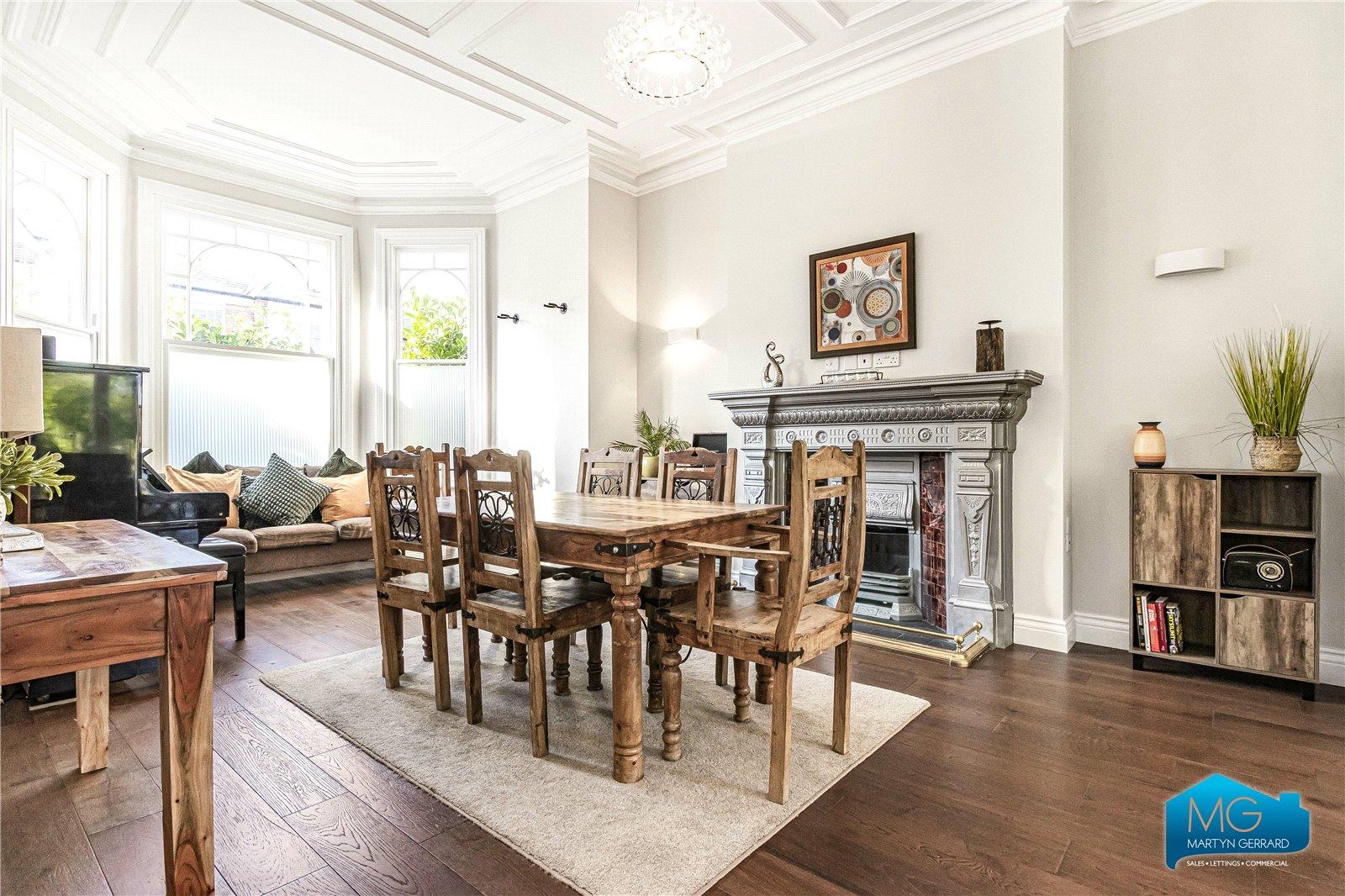 6 bedroom House to rent - Martyn Gerrard