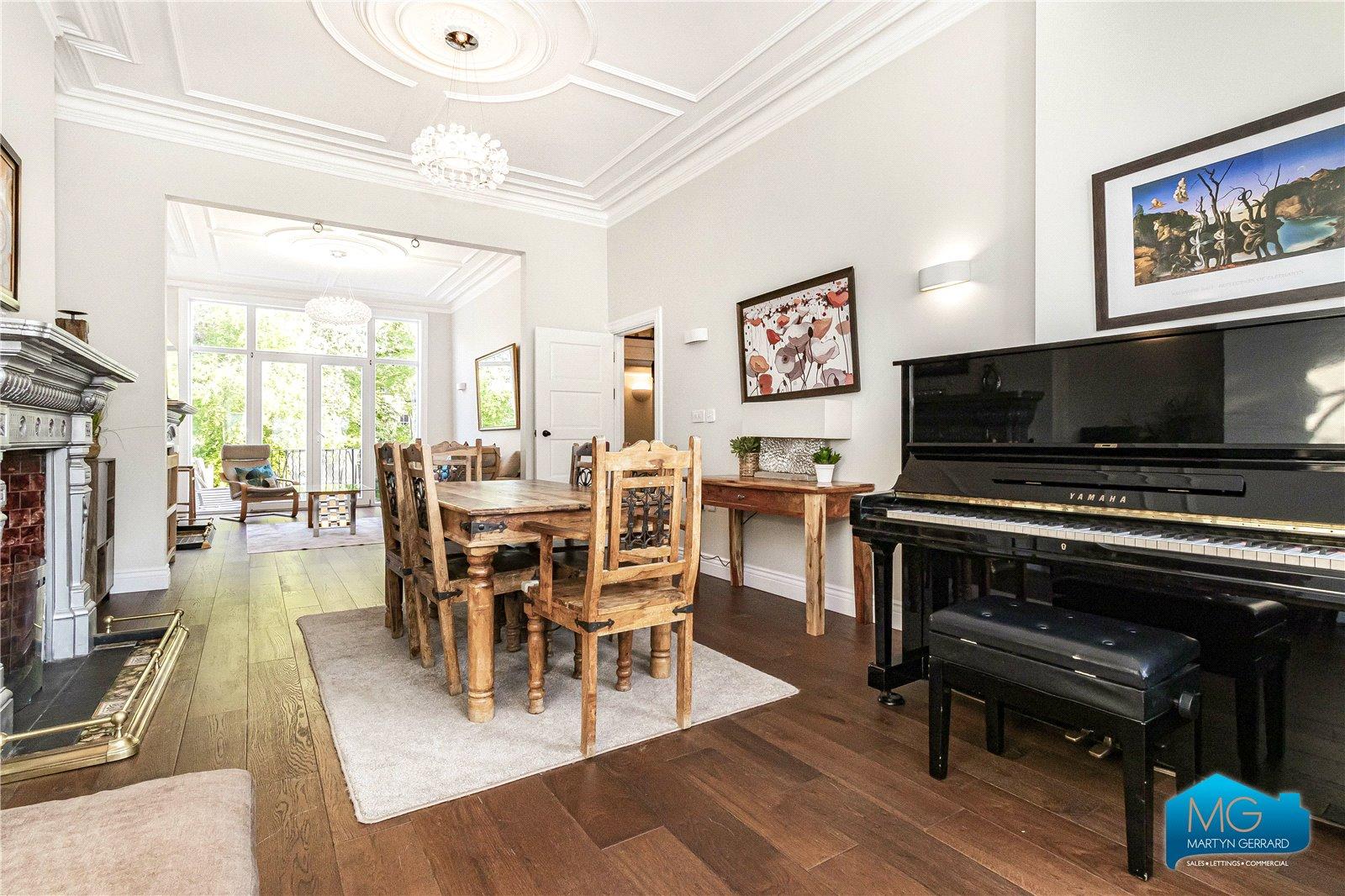 6 bedroom House to rent - Martyn Gerrard