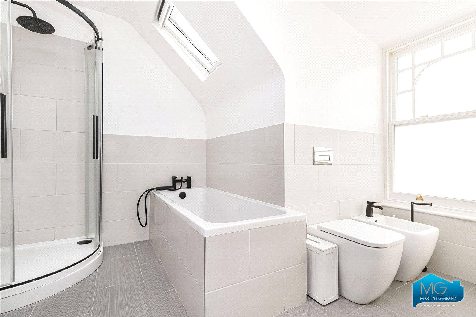 6 bedroom House to rent - Martyn Gerrard