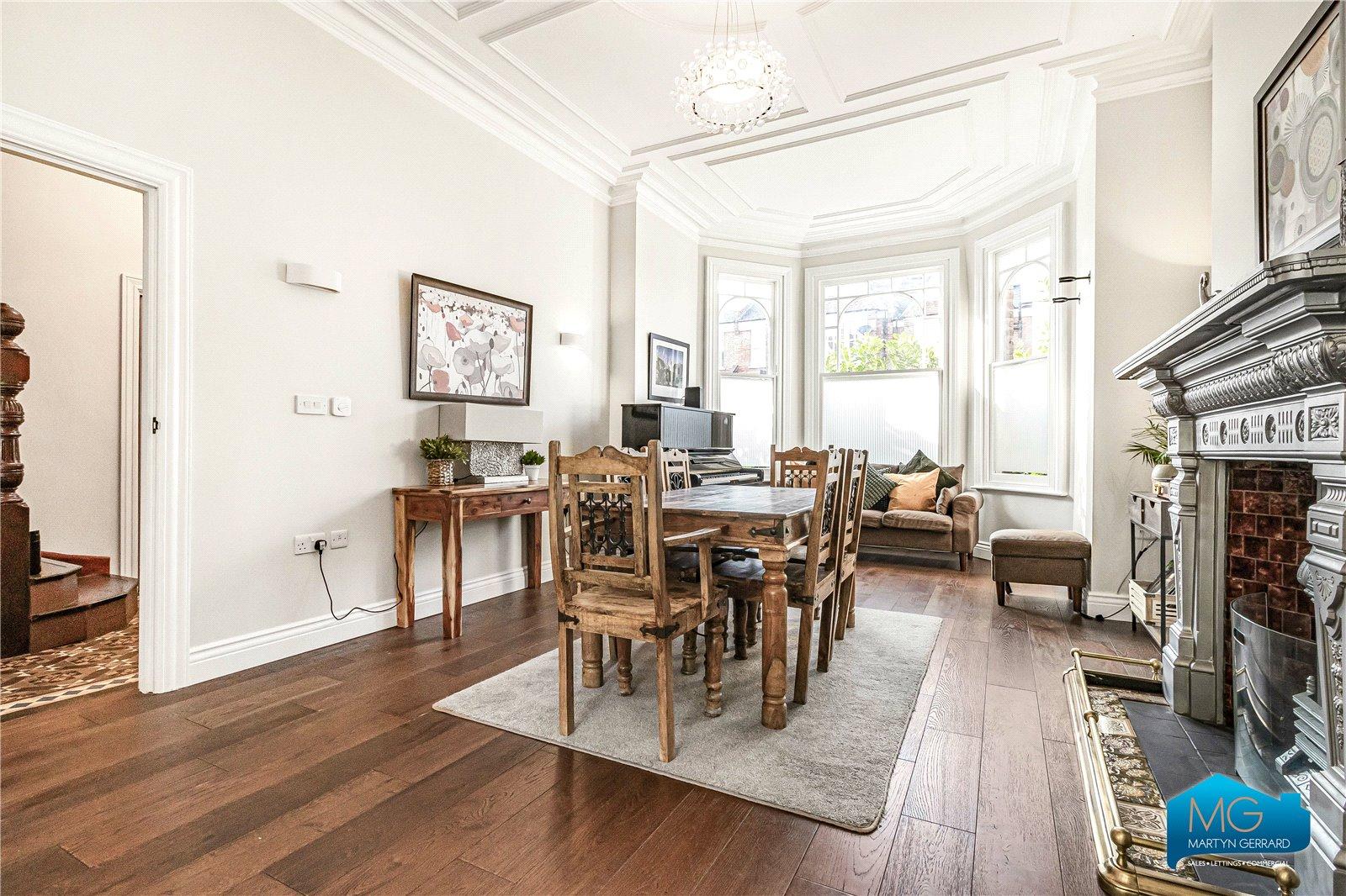 6 bedroom House to rent - Martyn Gerrard