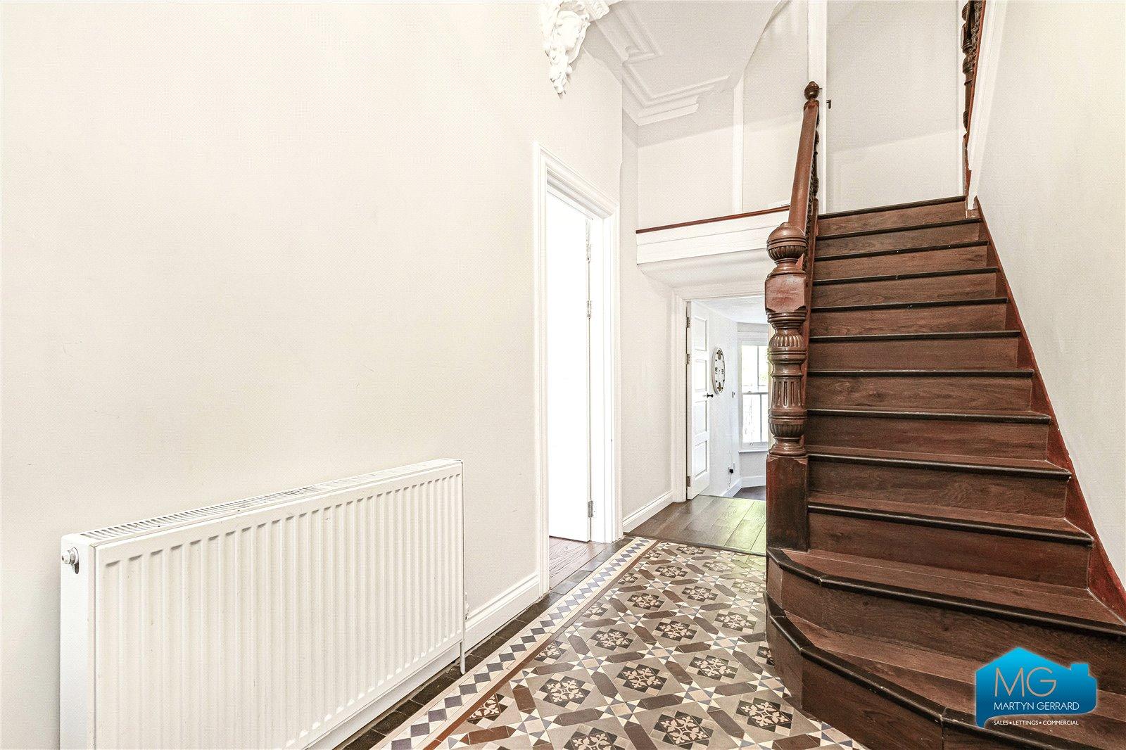 6 bedroom House to rent - Martyn Gerrard