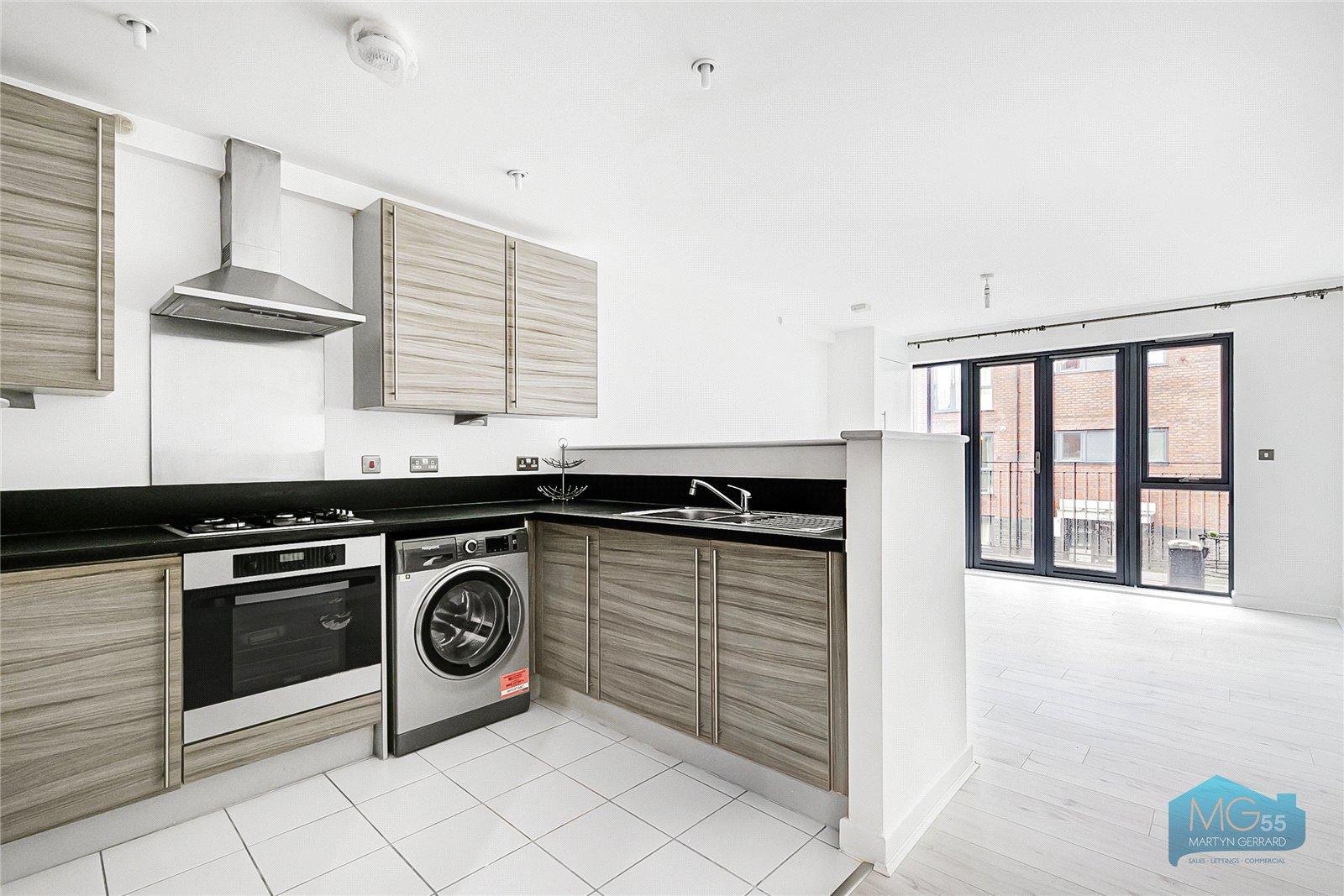 2 bedroom Apartment to rent - Martyn Gerrard