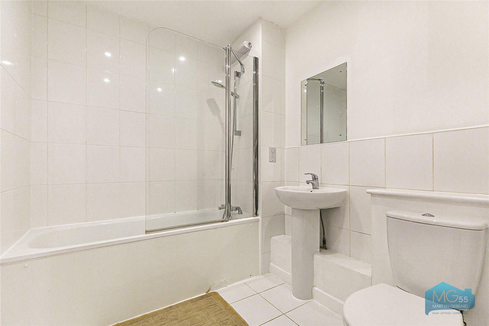 2 bedroom Apartment to rent - Martyn Gerrard