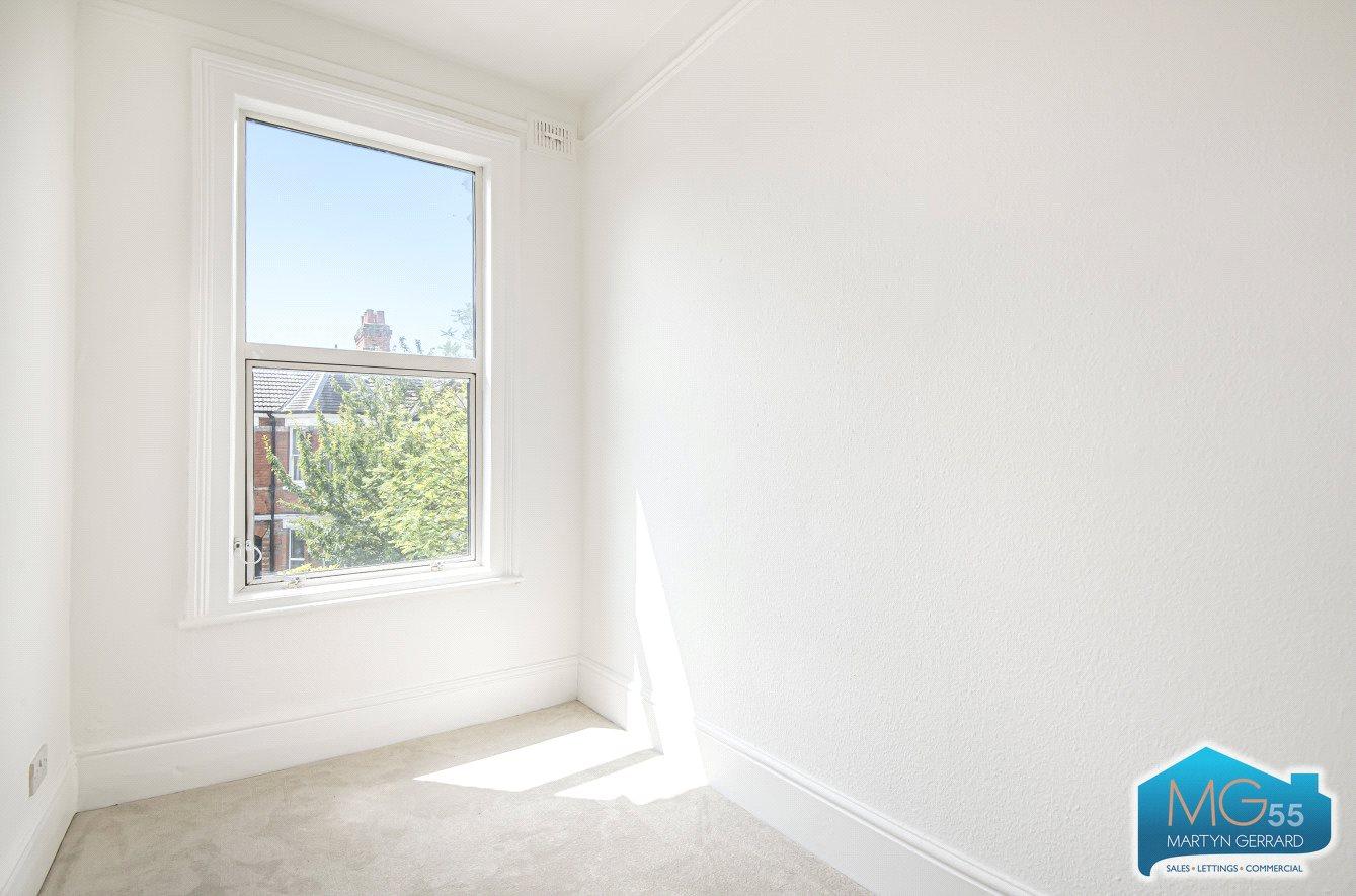 3 bedroom Maisonette to rent - Martyn Gerrard