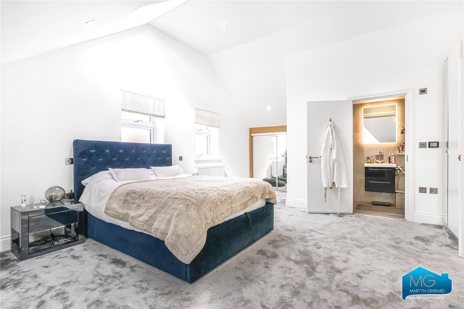 3 bedroom Ground Floor Flat to rent - Martyn Gerrard