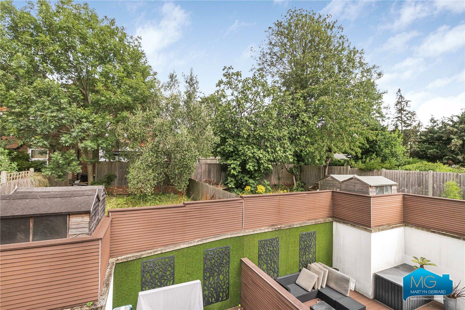 3 bedroom Ground Floor Flat to rent - Martyn Gerrard