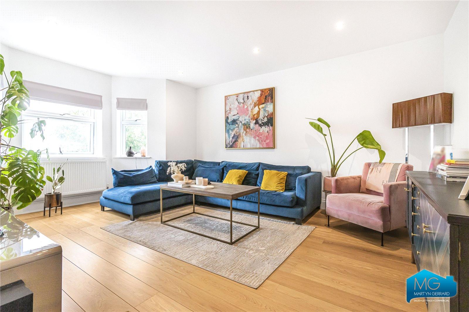 3 bedroom Ground Floor Flat to rent - Martyn Gerrard