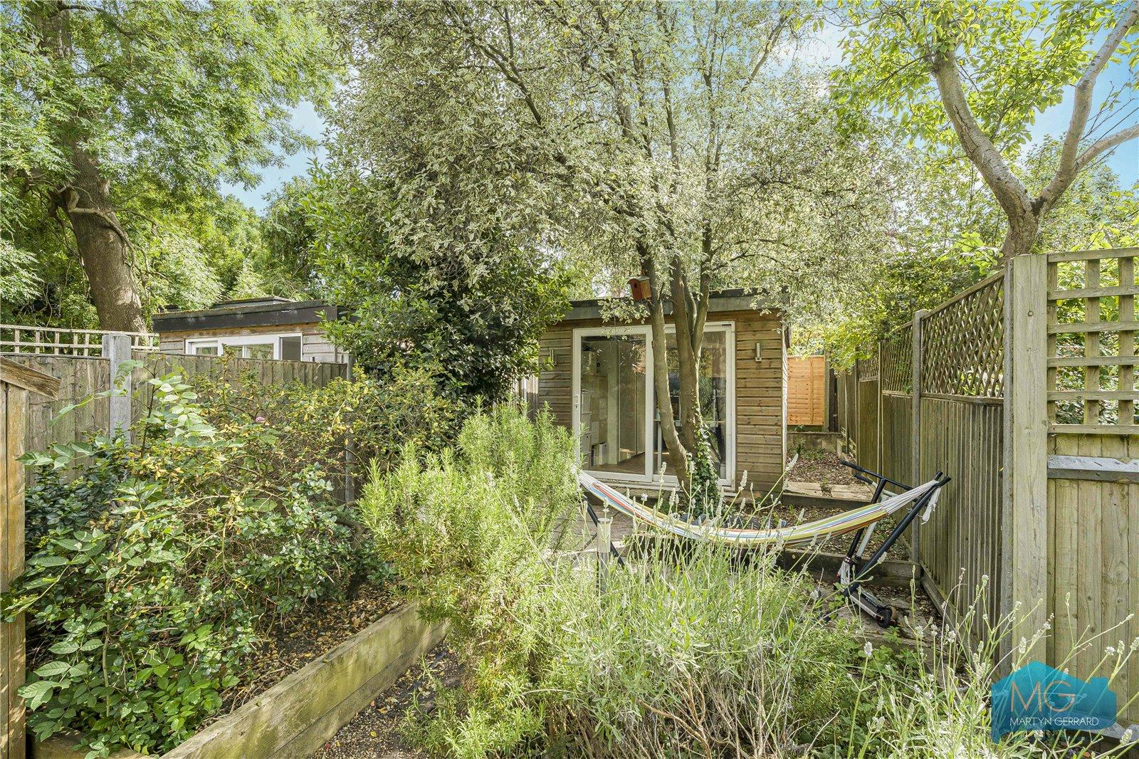 2 bedroom Ground Floor Flat for sale - Martyn Gerrard