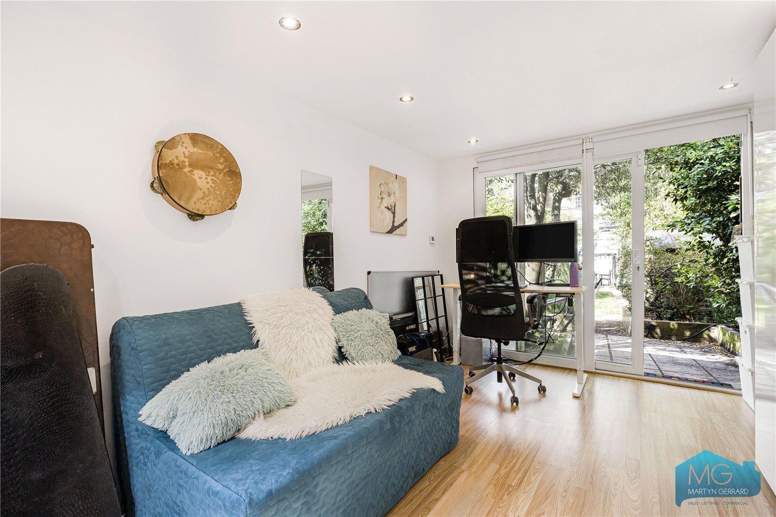 2 bedroom Ground Floor Flat for sale - Martyn Gerrard