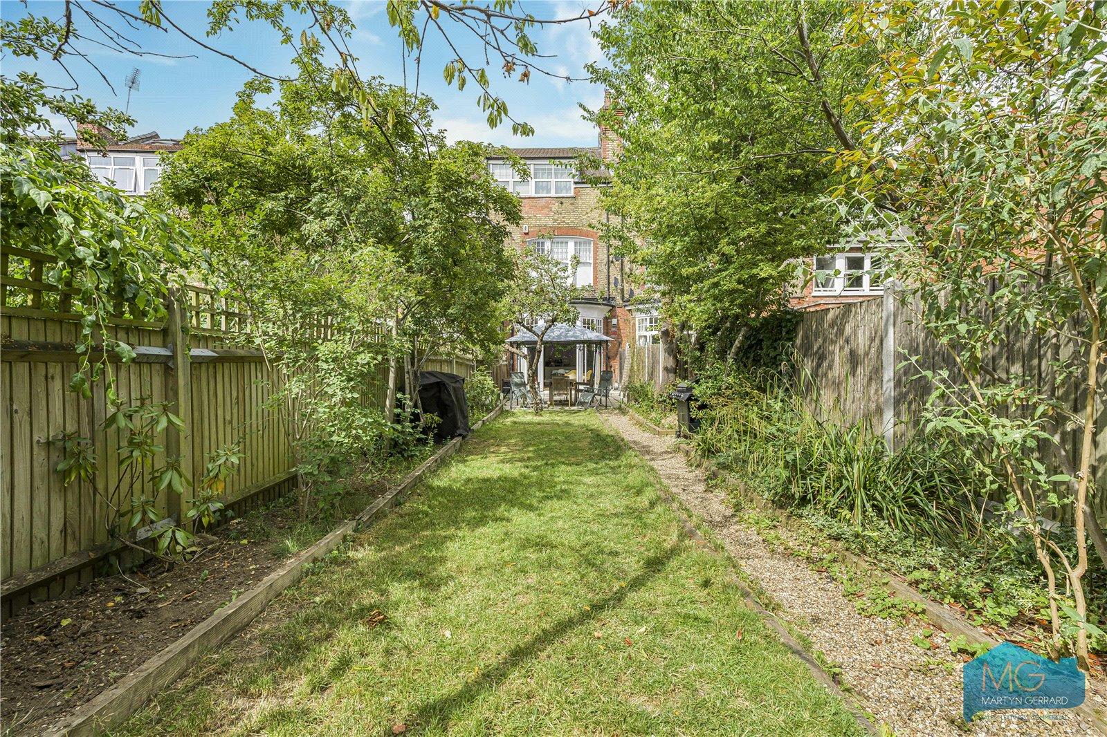 2 bedroom Ground Floor Flat for sale - Martyn Gerrard