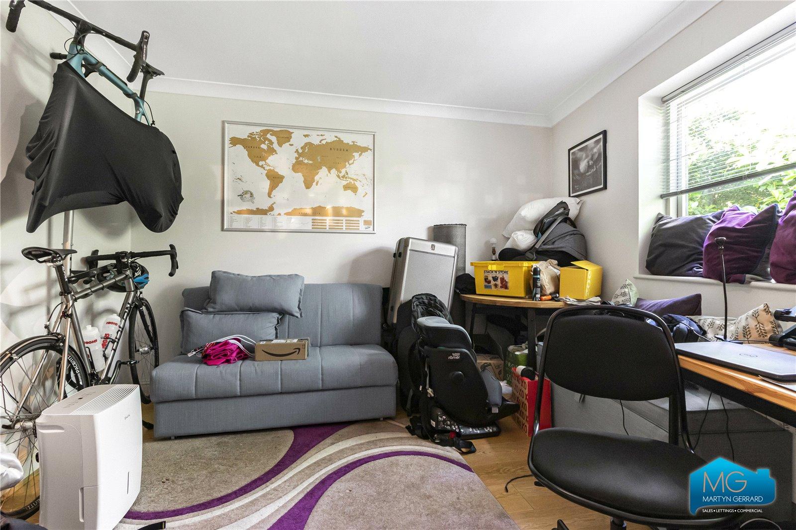 4 bedroom House to rent - Martyn Gerrard