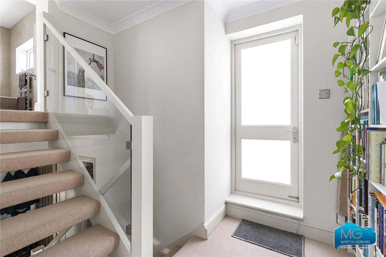 4 bedroom House to rent - Martyn Gerrard