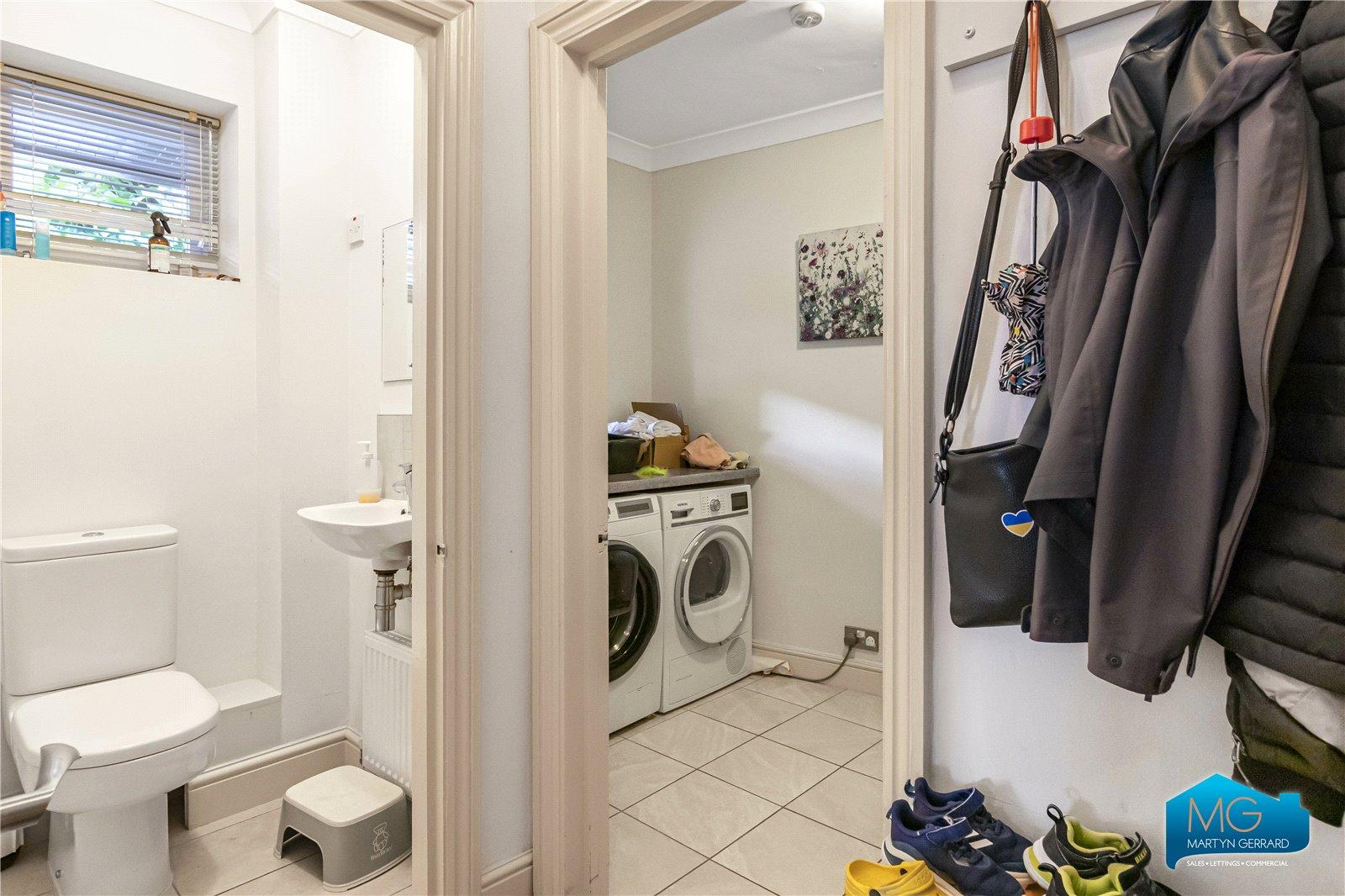 4 bedroom House to rent - Martyn Gerrard