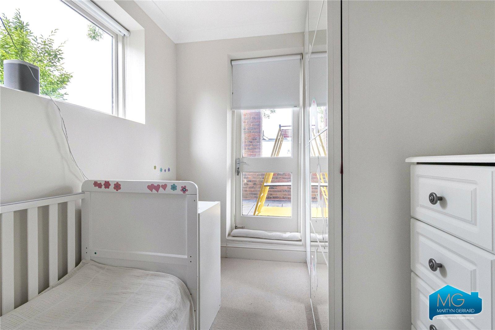 4 bedroom House to rent - Martyn Gerrard