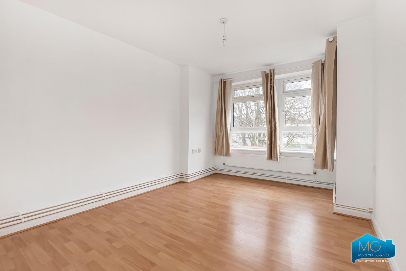 3 bedroom Apartment to rent - Martyn Gerrard