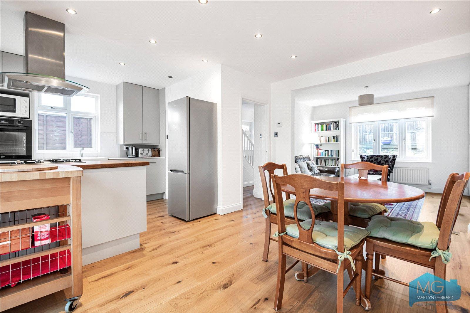 3 bedroom Semi-Detached House for sale - Martyn Gerrard
