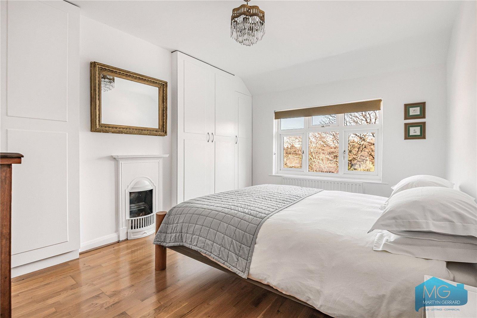 3 bedroom Semi-Detached House for sale - Martyn Gerrard