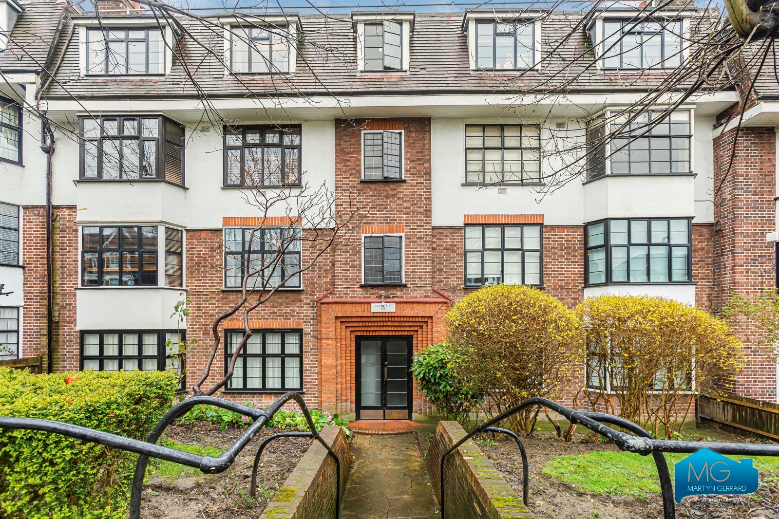 2 bedroom Apartment to rent - Martyn Gerrard