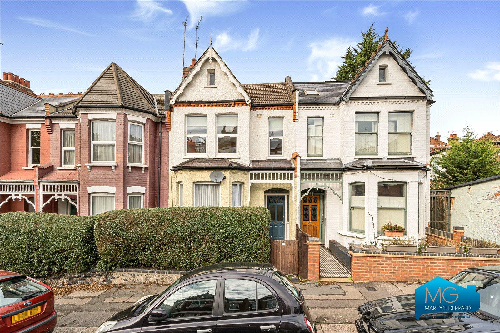 2 bedroom Apartment to rent - Martyn Gerrard