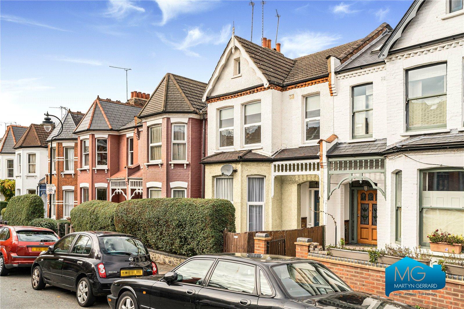 2 bedroom Apartment to rent - Martyn Gerrard