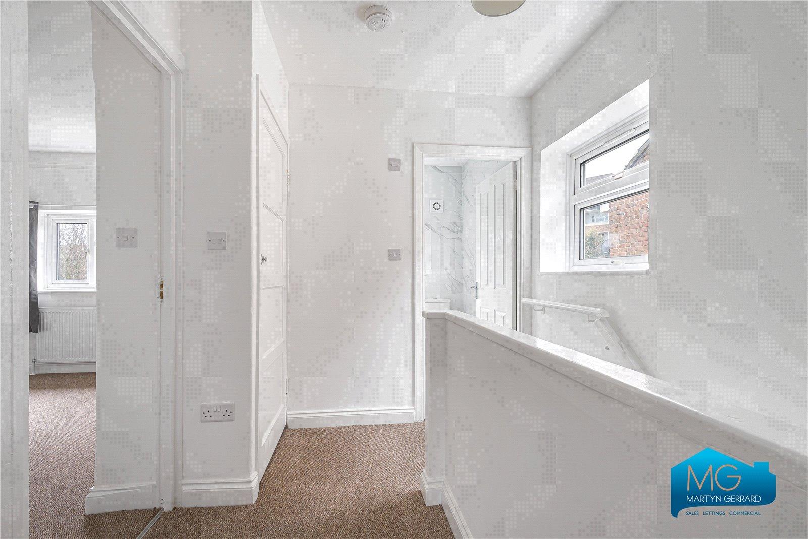 3 bedroom Semi-Detached House to rent - Martyn Gerrard