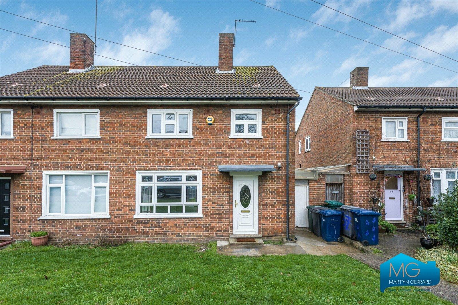 3 bedroom Semi-Detached House to rent - Martyn Gerrard