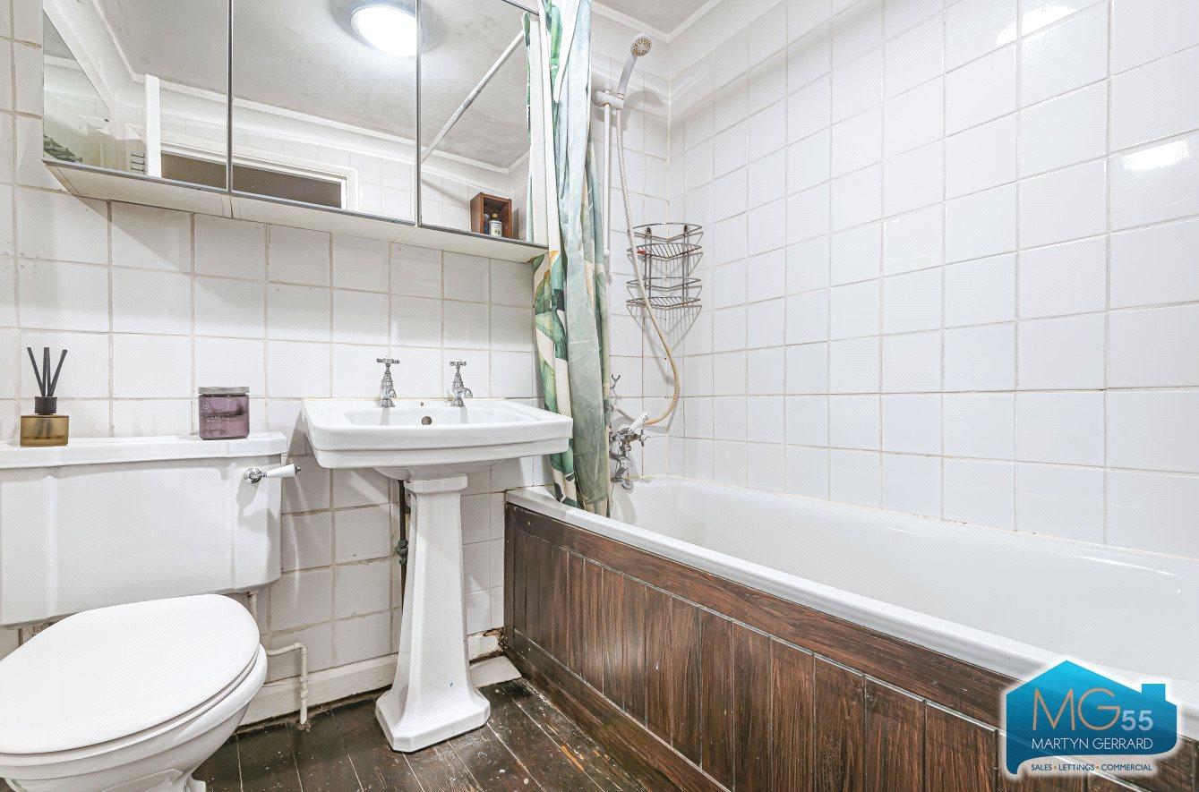 1 bedroom Apartment to rent - Martyn Gerrard