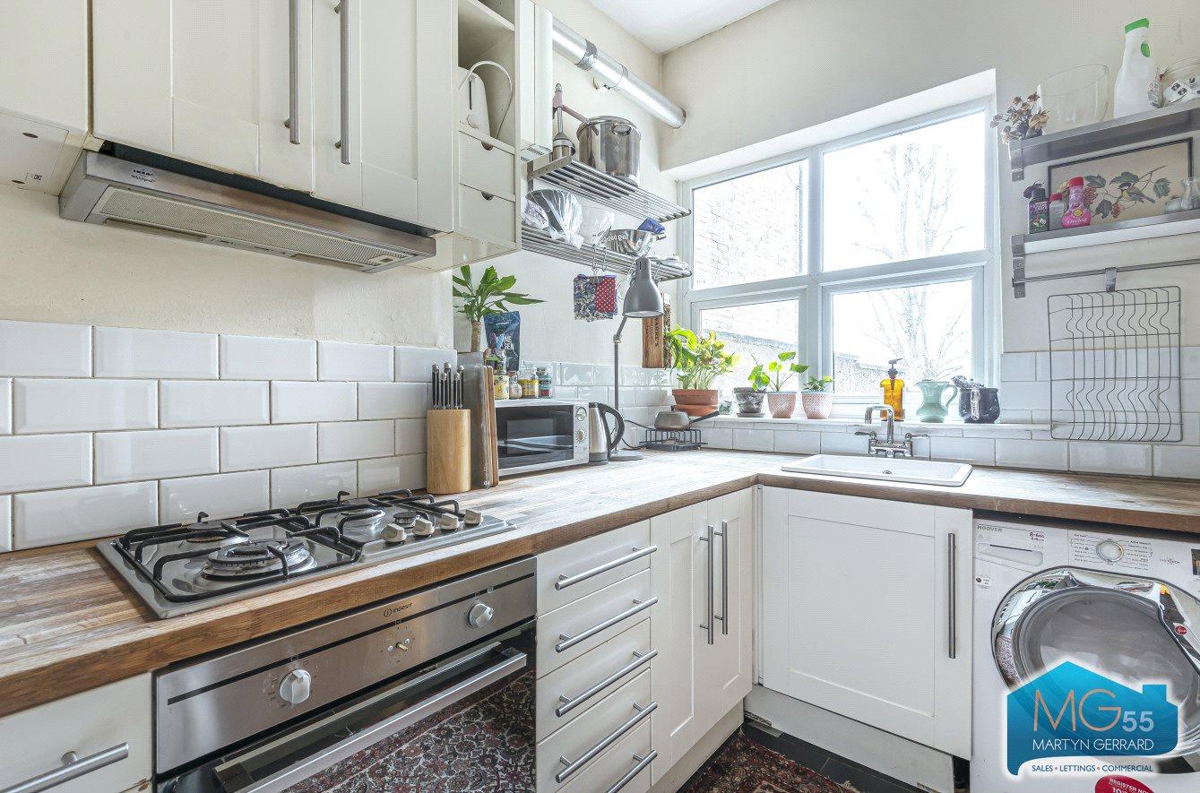 1 bedroom Apartment to rent - Martyn Gerrard