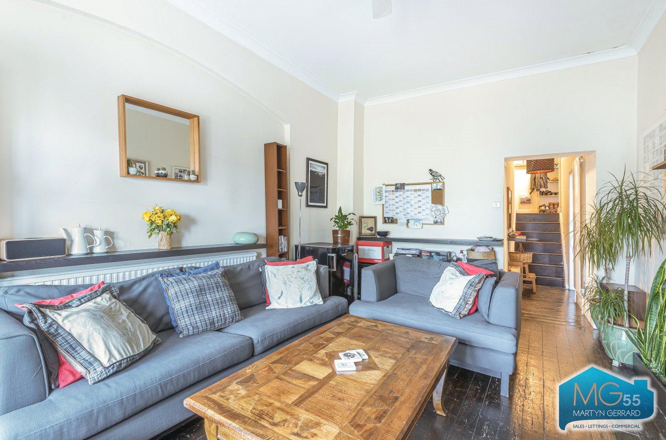 1 bedroom Apartment to rent - Martyn Gerrard